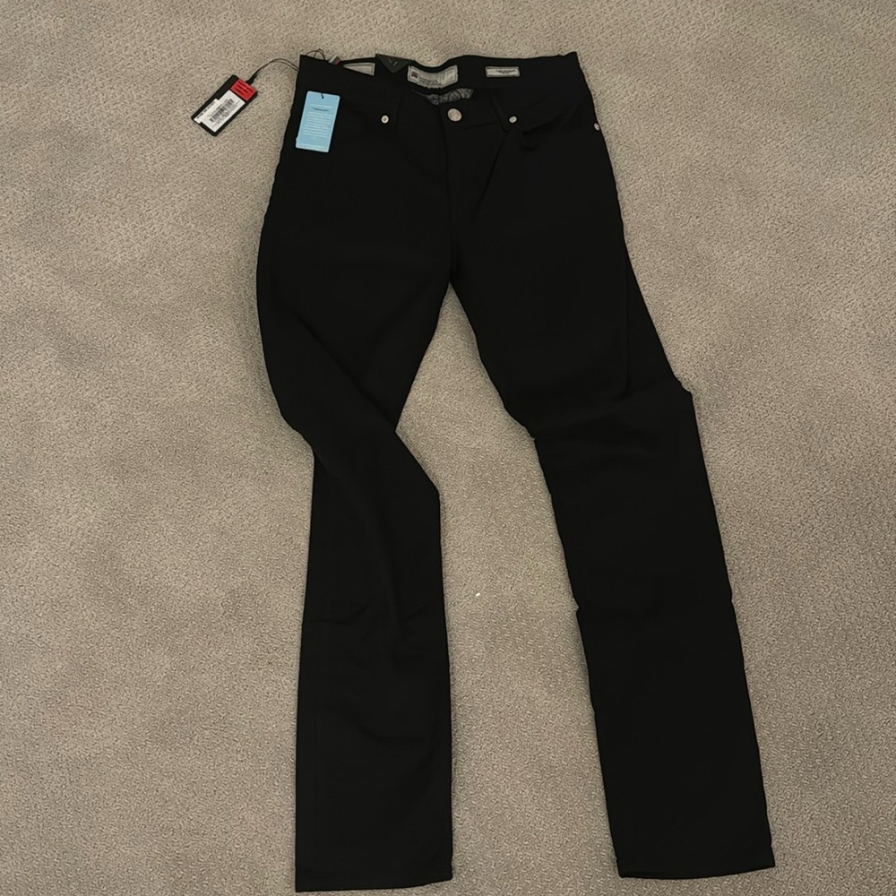 Mens Jeans in Black
Bulgarian Brand Teodor 
Size 31 skinny fit